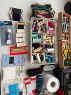Grote collectie naaibenodigdheden en fournituren, Hobby en Vrije tijd, Naaien en Fournituren, Ophalen of Verzenden, Gebruikt, Garen of Naald(en)