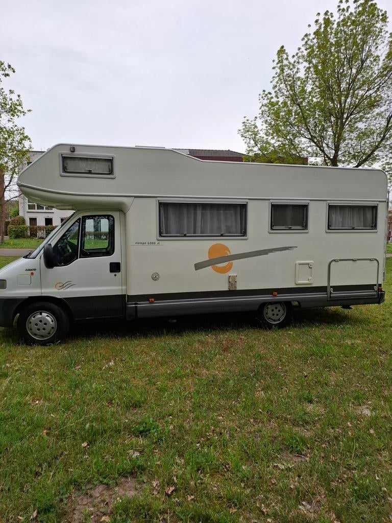 Te koop goed onderhouden camper, Caravans en Kamperen, Campers, Particulier, Half-integraal