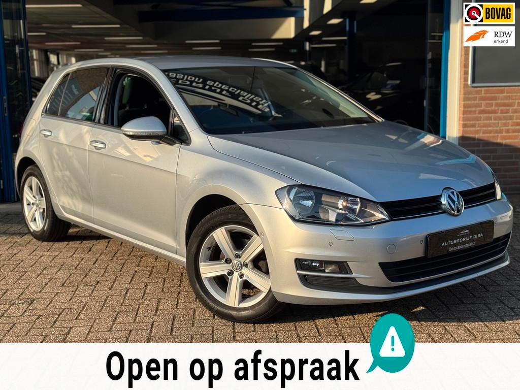 Volkswagen Golf 1.2 TSI Highline 2014 NAVI AIRCO LM NAP, Auto's, Volkswagen, Bedrijf, Te koop, Golf, ABS, Airbags, Airconditioning