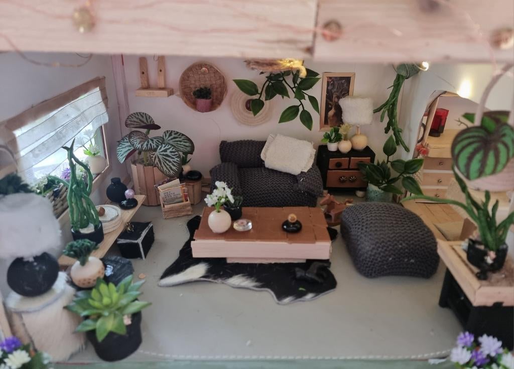 Gratis poppenhuis, Ophalen