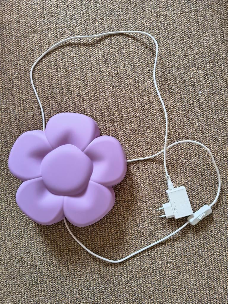 Ikea Upplyst LED wandlamp bloem paars kinderkamer, Ophalen of Verzenden, Zo goed als nieuw, Lamp