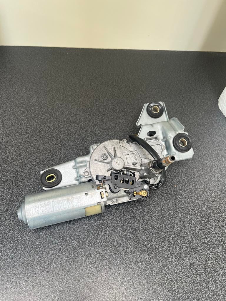 Ruitenwisser motor achter Volvo XC70 P2, Ophalen of Verzenden, Gebruikt, Volvo