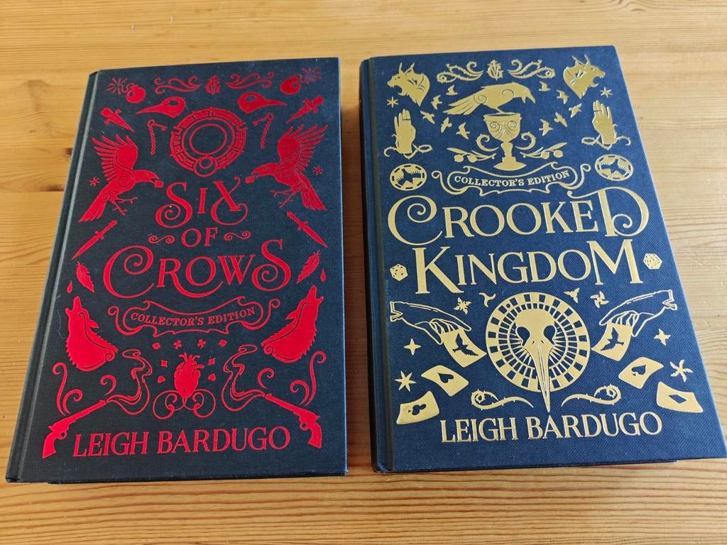 Leigh Bardugo Six of Crows en Crooked Kingdom collector set, Ophalen of Verzenden, Zo goed als nieuw