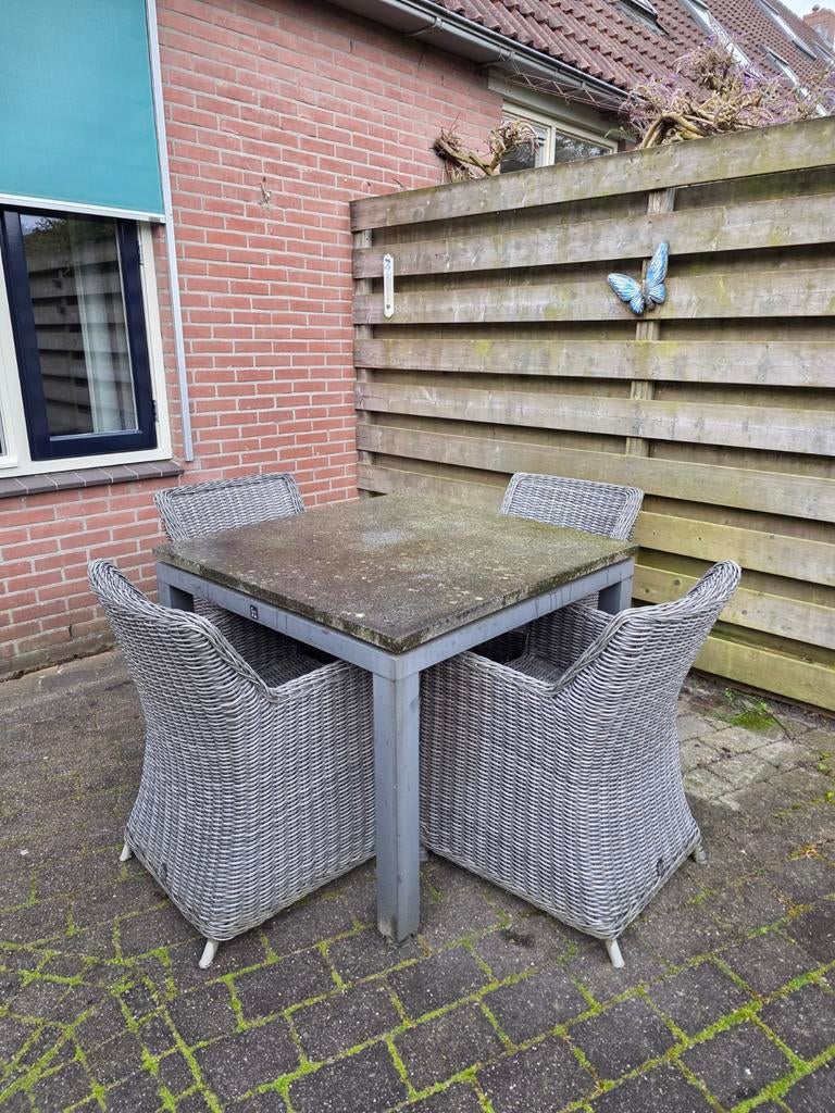Tuinset met 4 wicker Stoelen en  Tafel, Ophalen, 4 zitplaatsen, Gebruikt, Wicker