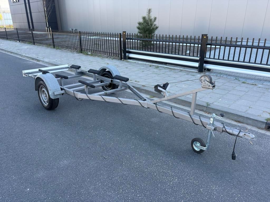 Boot trailer aanhanger kar motorboot rib rubberboot 4 M., Watersport en Boten, Boottrailers, Ophalen, Minder dan 1500 kg, Gebruikt