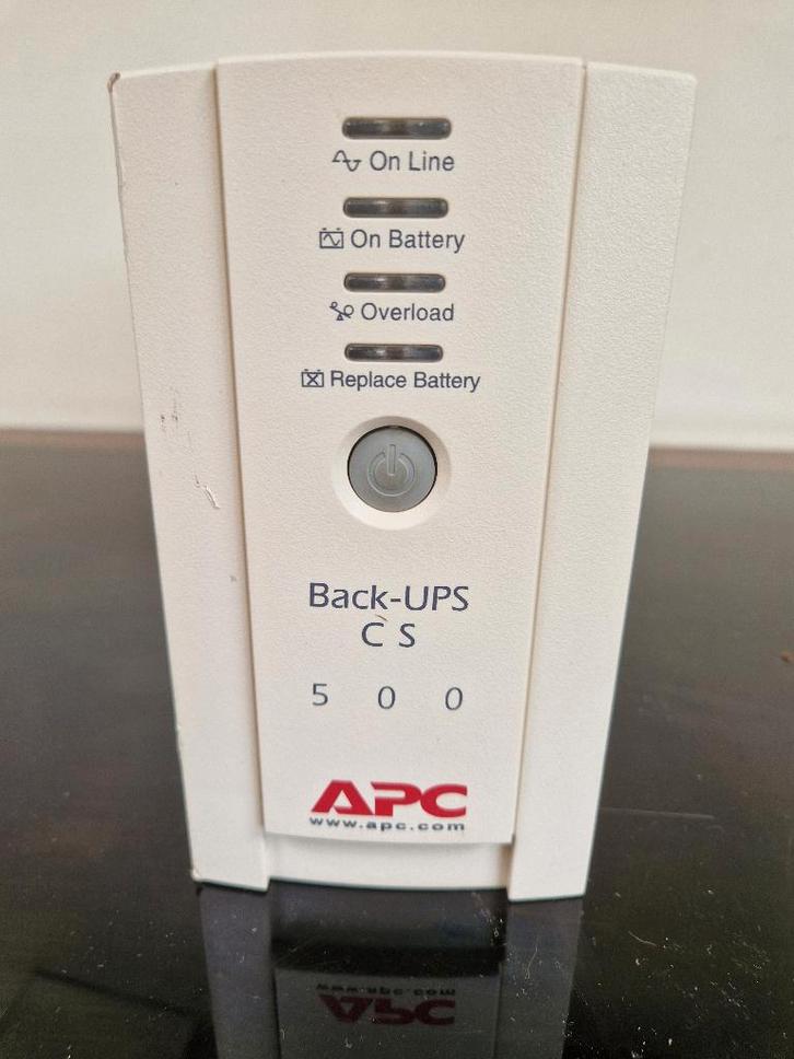 APC Back-UPS 500VA 230V, Computers en Software, Noodvoedingen (UPS), Zo goed als nieuw, Ophalen of Verzenden