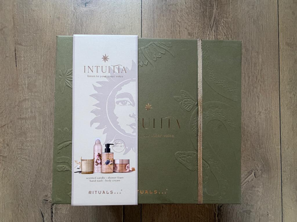 Rituals Intuitia gift set/ cadeau pakket limited edition, Ophalen of Verzenden, Nieuw, Bad & Douche