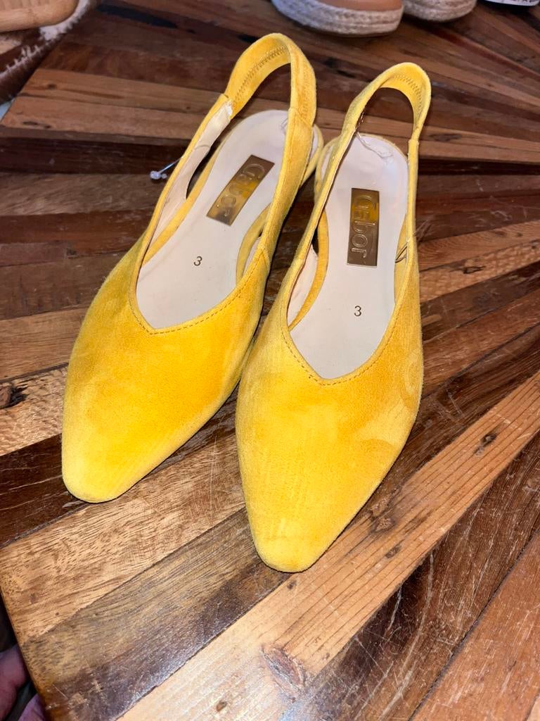 Gabor sandalen/muiltjes 35.5, Kleding | Dames, Schoenen, Geel, Zo goed als nieuw, Sandalen of Muiltjes, Ophalen of Verzenden