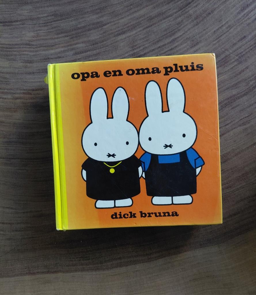Opa en oma Pluis, Dick Bruna, Ophalen of Verzenden, Zo goed als nieuw