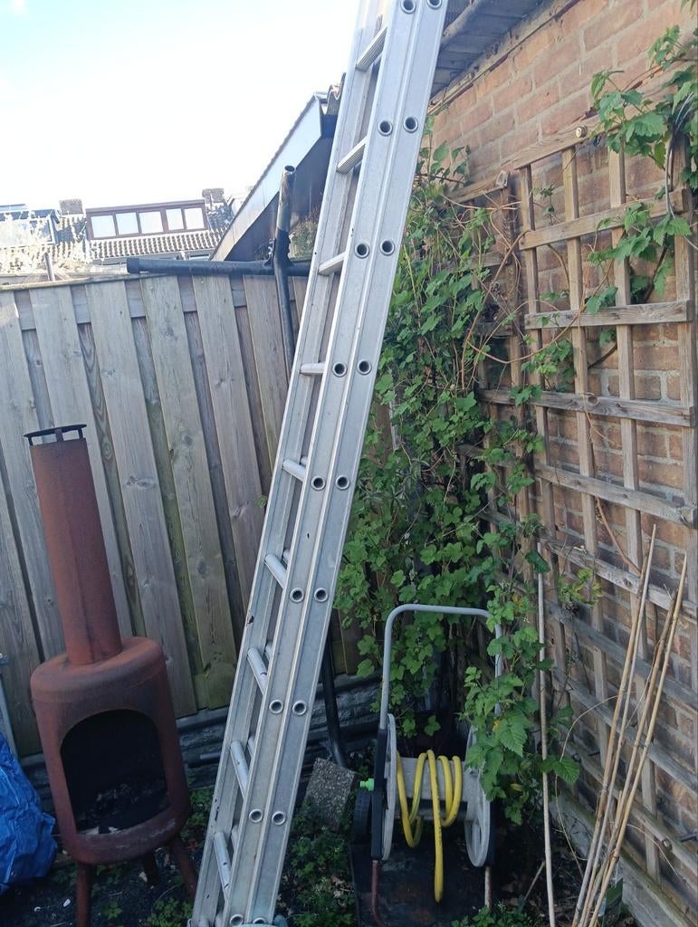 Ladder max 6 meter aluminium, Ophalen, Nieuw, 4 meter of meer