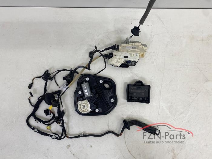 Audi A7 4G8 Soft close servosluiting Portier Links-voor, Auto-onderdelen, Ophalen of Verzenden, Gebruikt
