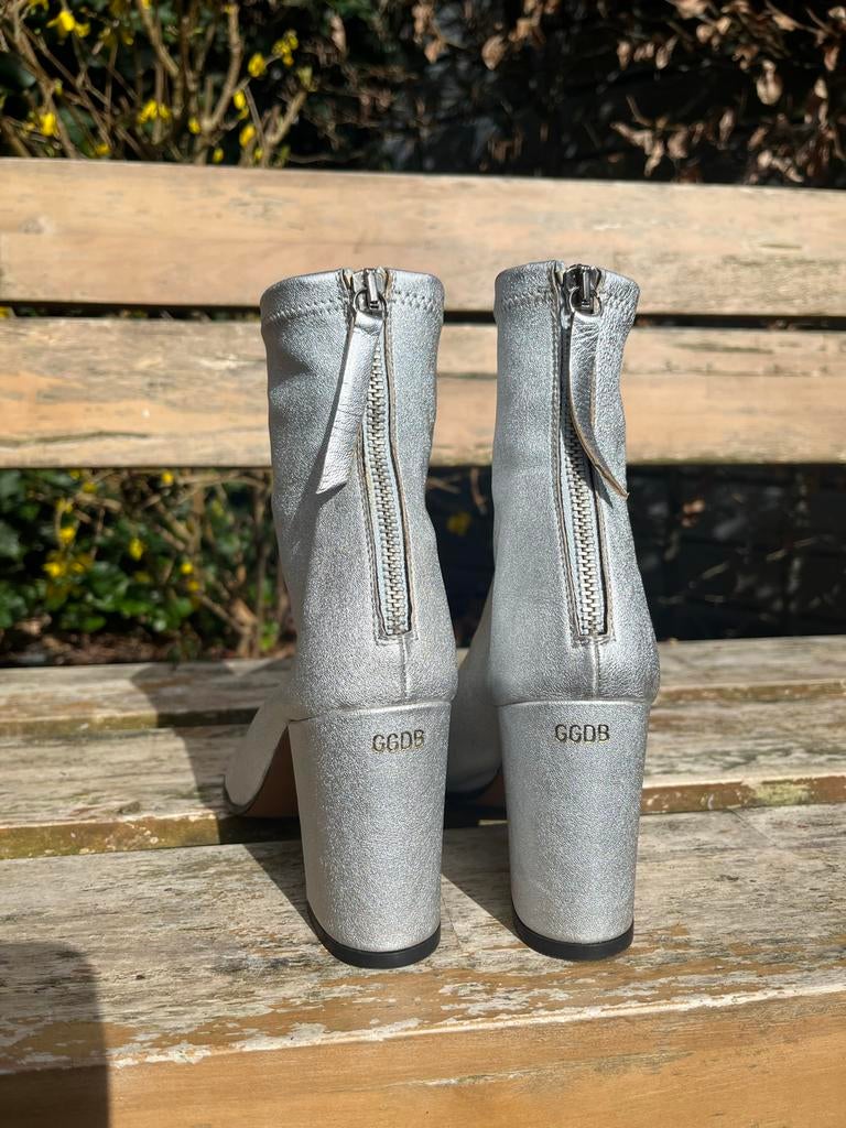 Zilverkleurige Golden Goose stretchleer laarsjes maat 37, Ophalen of Verzenden, Zo goed als nieuw, Overige kleuren, Lage of Enkellaarzen