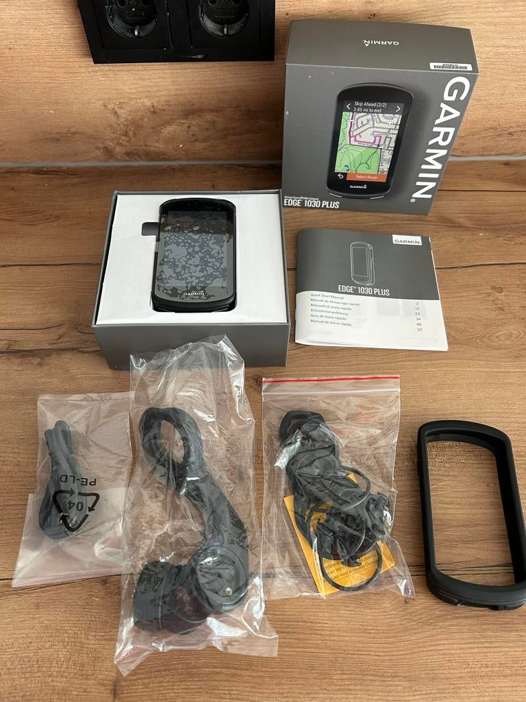 Garmin Edge 1030 Plus, Fietsen en Brommers, Fietsaccessoires | Fietscomputers, Ophalen of Verzenden, Zo goed als nieuw