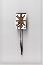 mooie tsjechische emaille promotie speld met letters LT, Ophalen of Verzenden, Overige onderwerpen, Speldje of Pin