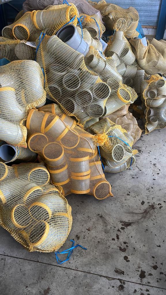 Diverse maten PVC hulpstukken, Doe-het-zelf en Verbouw, Buizen en Afvoer, Ophalen, Pvc, Overige typen, Nieuw