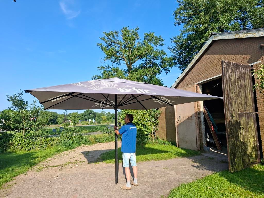 Horeca parasol Leffe 4x4 meter, Tuin en Terras, Ophalen of Verzenden, Zo goed als nieuw, Meer dan 4 meter, Overige typen