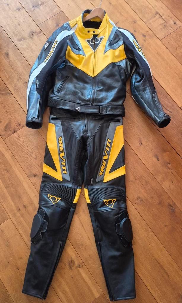 Rev'it! leren combipak (jas en broek) - Maat 54, Motoren, Kleding | Motorkleding, Combipak, Heren, Tweedehands, Ophalen of Verzenden