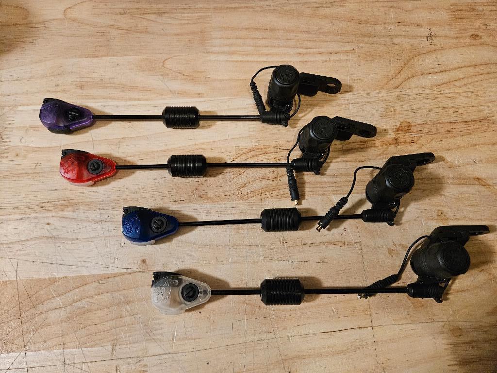 4 maal nash siren night glo swing arm swingers,, Watersport en Boten, Hengelsport | Karpervissen, Nieuw, Overige typen, Ophalen of Verzenden