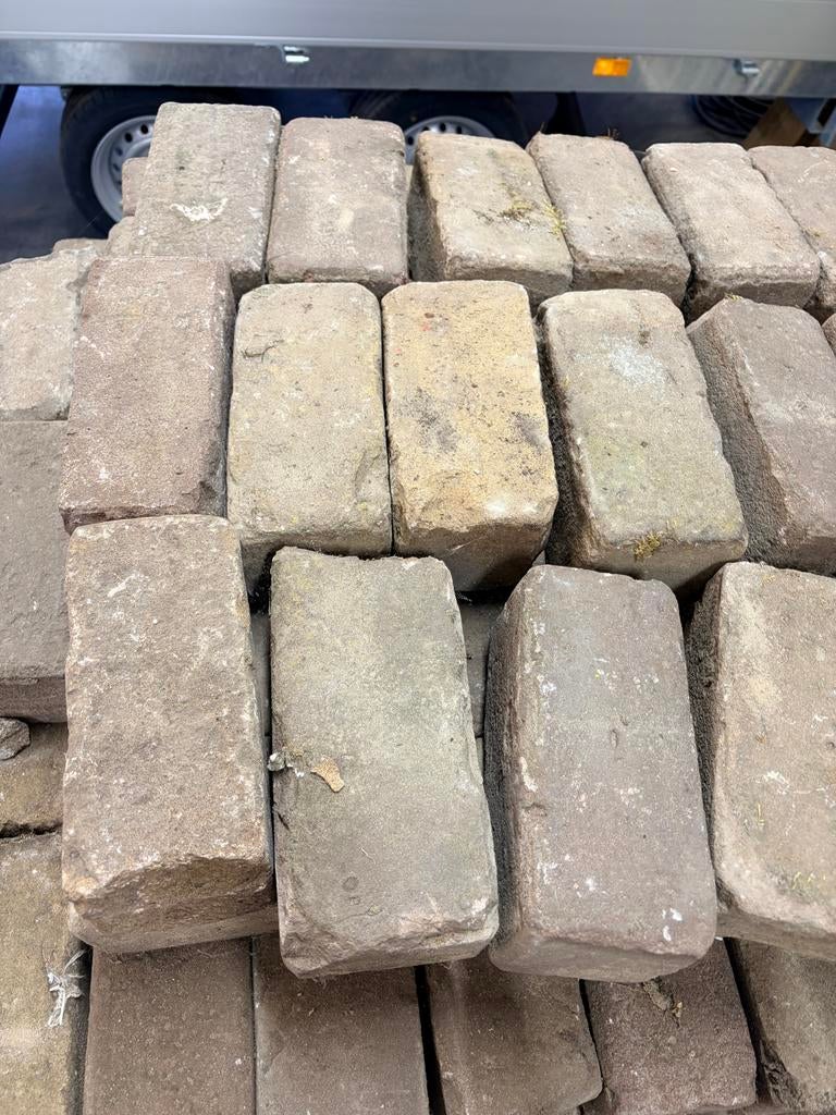 Ouden gebakken klinkers dikformaat (prijs per m2), Tuin en Terras, Tegels en Klinkers, Ophalen, Overige materialen, Gebruikt, Klinkers