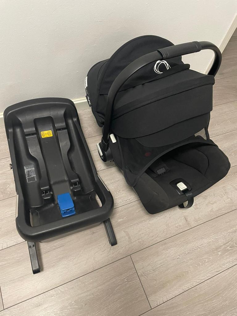 Bugaboo nuna turtle maxi cosi, Support@bugaboo.com, Bugaboo, Ophalen of Verzenden, Zo goed als nieuw