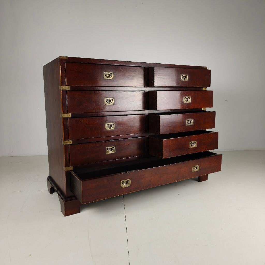 Engelse kampstijl ladekast met messing beslag – 20e eeuw, Ophalen of Verzenden