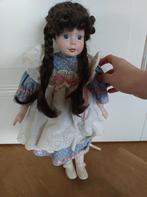 Prachtige stenen oude pop, Verzamelen, Poppen, Ophalen of Verzenden, Zo goed als nieuw, Pop, Levensecht of Reborn