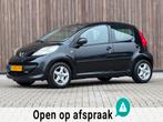 Peugeot 107 1.0-12V XS Urban Move / Airco / Toerenteller /, Auto's, Peugeot, Voorwielaandrijving, Stof, Gebruikt, Zwart