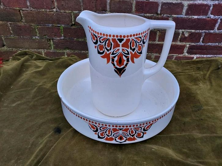 2-delig Jugendstill lampetstel steenrood en zwarte motieven., Antiek en Kunst, Antiek | Keramiek en Aardewerk, Verzenden