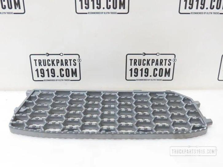 Scania 2422408 Opstaptrede Scania, Auto-onderdelen, Vrachtwagen-onderdelen, Scania, Carrosserie en Plaatwerk, Gebruikt, Ophalen