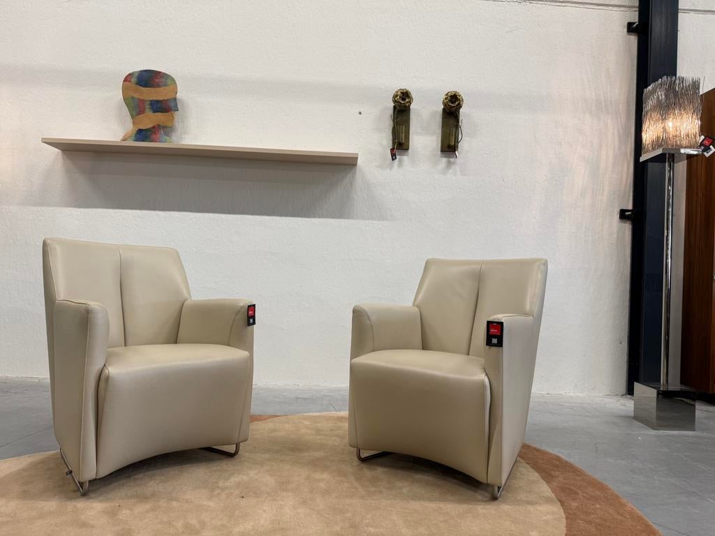 2 als nieuw Leolux Galathea fauteuil off white leer Stoel