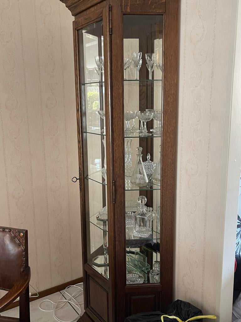 Mooie vitrinekast inclusief glazen spullen, Huis en Inrichting, Kasten | Vitrinekasten, Gebruikt, 150 tot 200 cm, 25 tot 50 cm