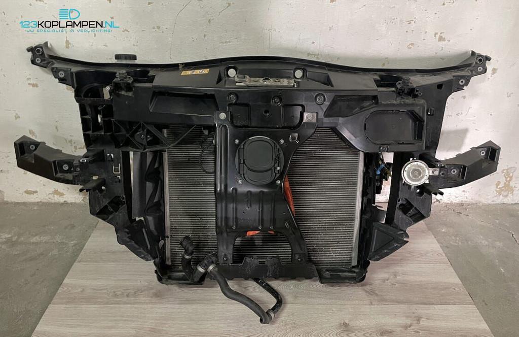 Mercedes Sprinter W907 W910 electric / elektrisch Voorfront