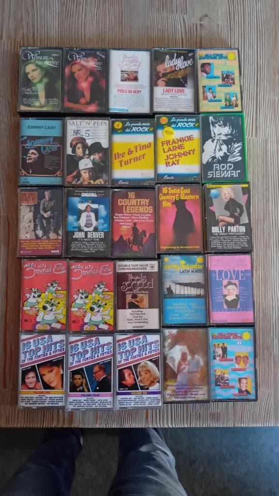 Diverse cassettebandjes 25 stuks, Ophalen, Gebruikt, 2 t/m 25 bandjes, Overige genres