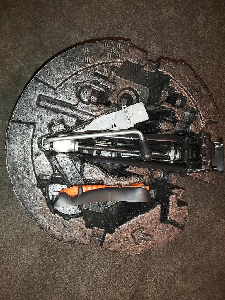 Autogereedschapbak van Skoda Octavia, Auto diversen, Autogereedschap, Ophalen of Verzenden