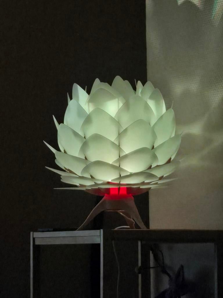 Unieke Tafellamp - Lotus Design, Kunststof, Ophalen of Verzenden, Zo goed als nieuw, Minder dan 50 cm