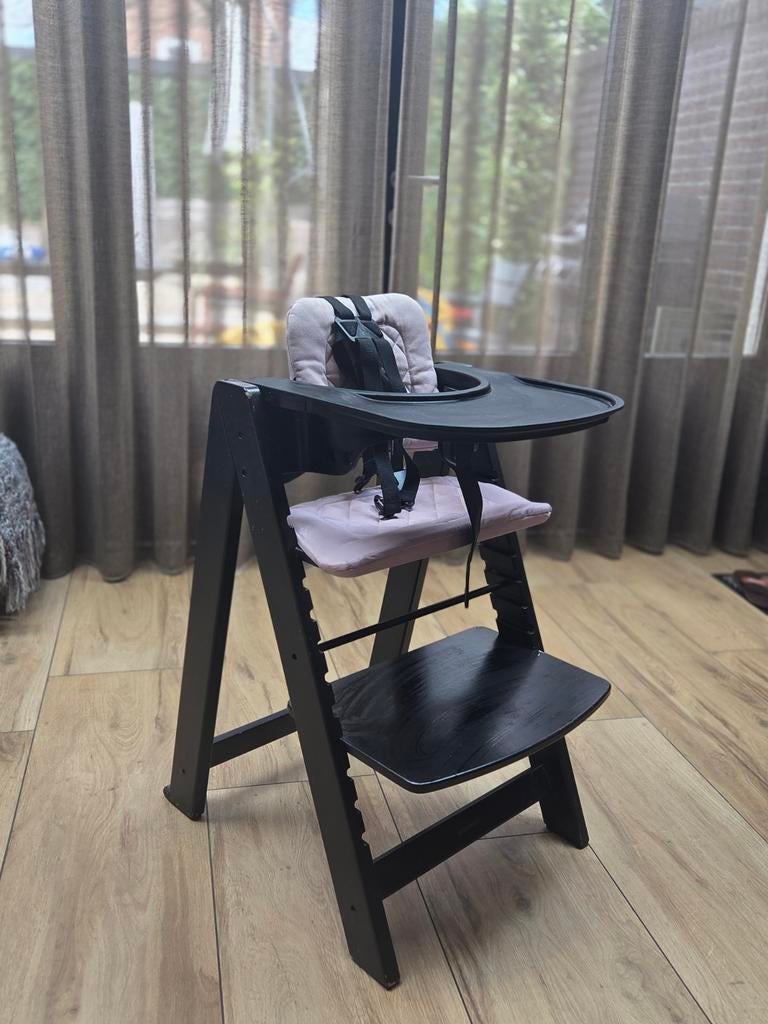 Kidsmill Up! meegroeistoel zwart met roze bekleding, Ophalen