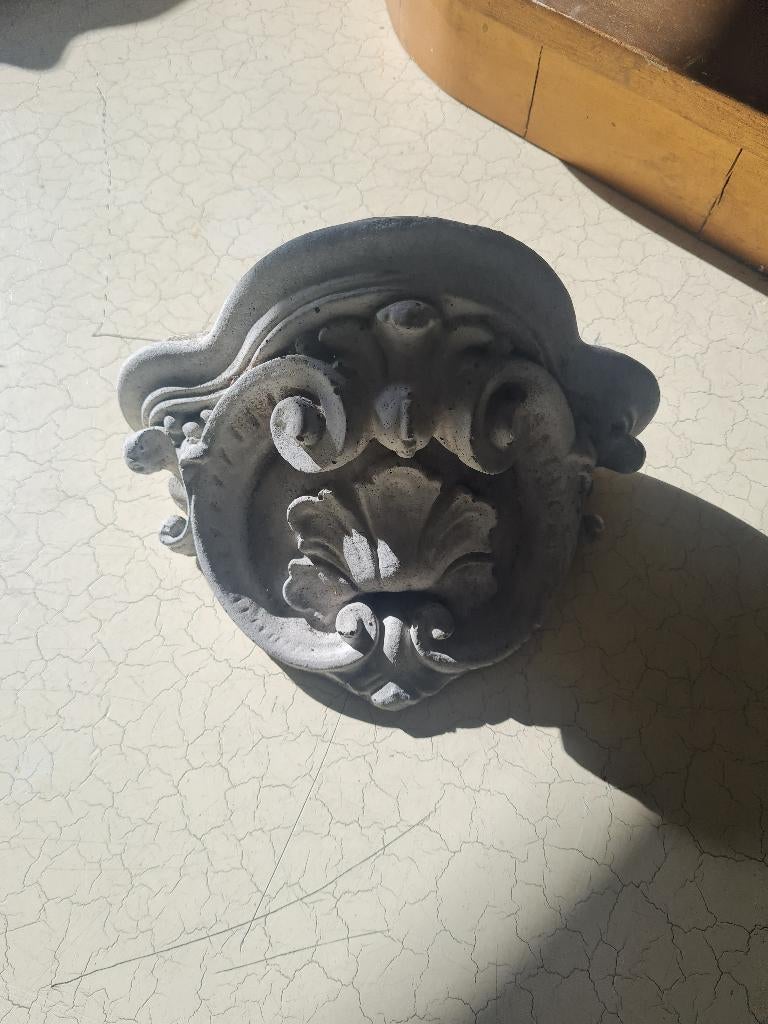 Betonnen winterharde wand console, Tuin en Terras, Tuinwanddecoratie, Heikant 21 Kaatsheuvel, Belle Vieille Brocante, Ophalen of Verzenden