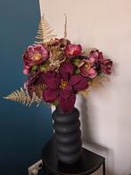 Vaas met kunstbloemen, Ophalen, Zo goed als nieuw