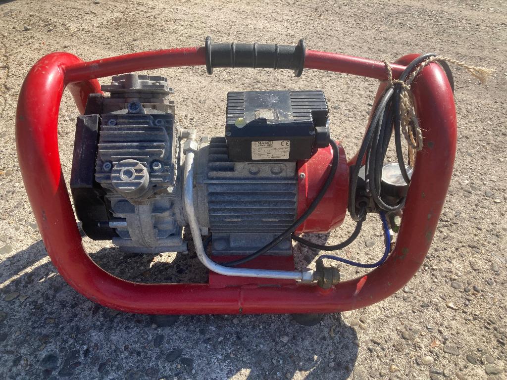 Nardi Extrem 3T olievrije compressor (opknapper/onderdelen), Ophalen, Gebruikt, 10 bar of meer, Minder dan 200 liter/min