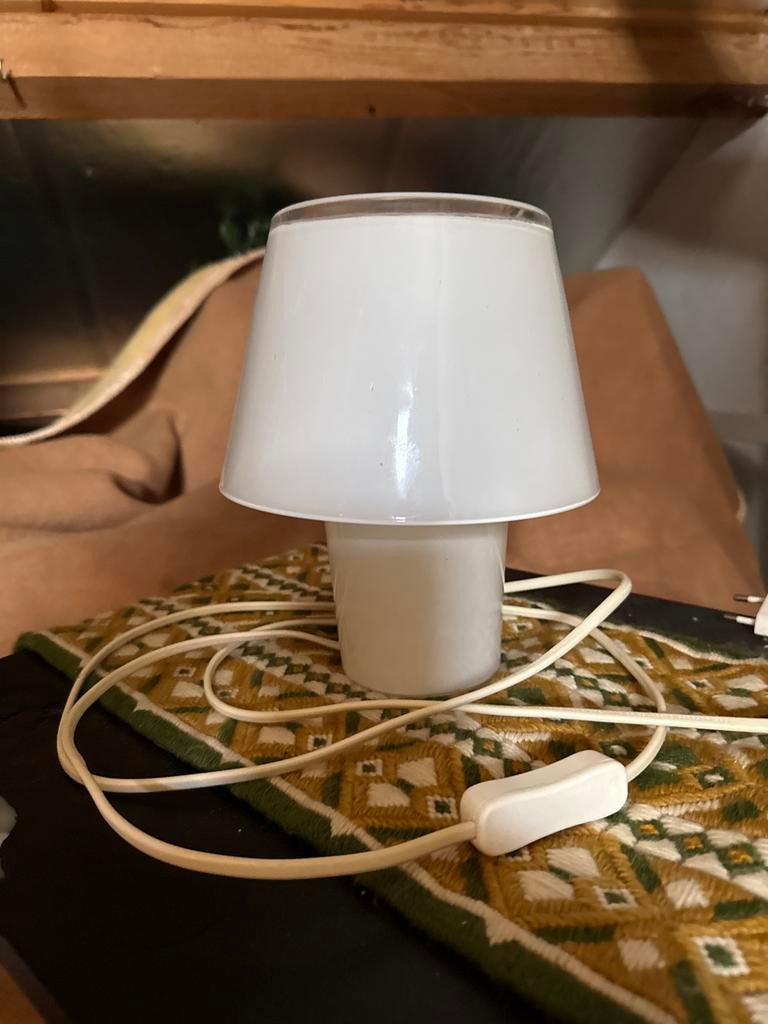 Gavik paddenstoel lamp ikea, Ophalen of Verzenden, Gebruikt, Kunststof, Minder dan 50 cm