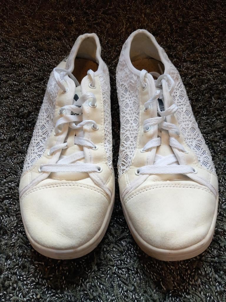 Witte kanten Adidas dames sneakers, Adidas, Wit, Ophalen of Verzenden, Sneakers of Gympen