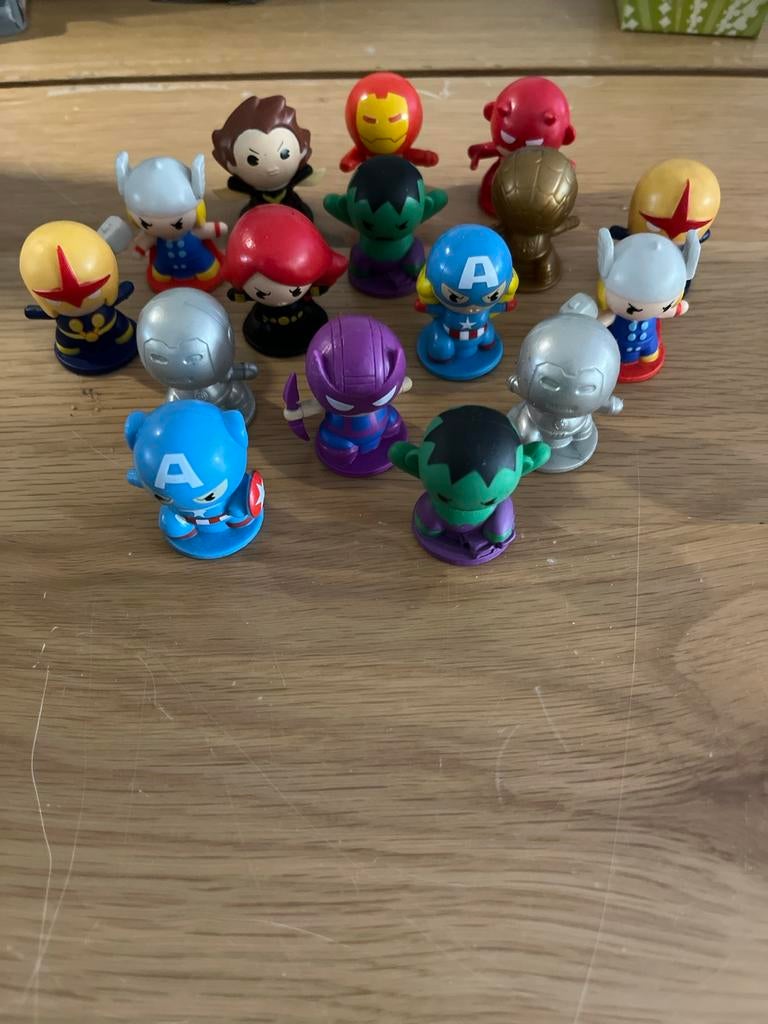 Plus superhelden figuurtjes Marvel, Ophalen, Gebruikt