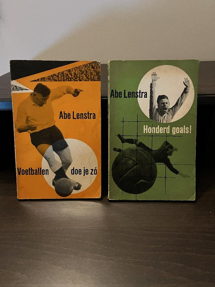 Grote collectie voetbalboeken & bladen (NL), Boeken, Sportboeken, Zo goed als nieuw, Balsport, Ophalen of Verzenden