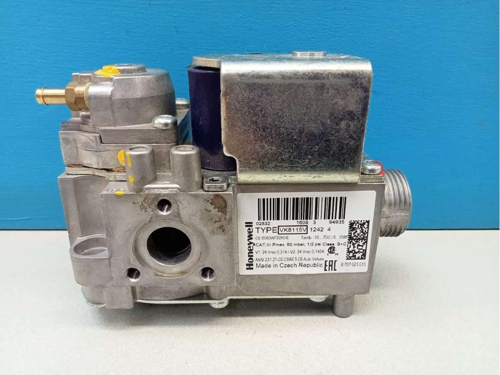 Gasblok Bosch Geiser HR 8000 S WTD27 AME Art.nr: 87070210190, Niet ingevuld, Gebruikt, Cv-ketel of Combi-ketel, Niet ingevuld