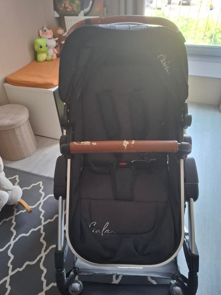 Kinderwagen met reiswieg en maxi cosi, Ophalen