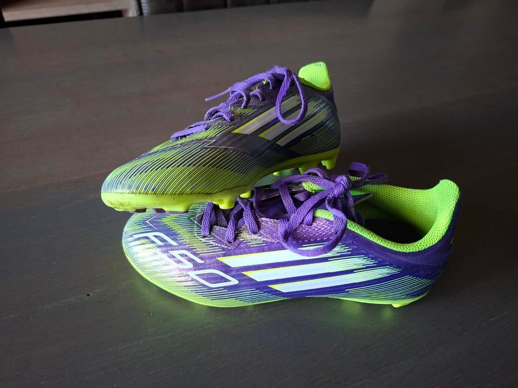 Adidas F50 League Voetbalschoenen Maat 36, Ophalen of Verzenden, Zo goed als nieuw, Schoenen