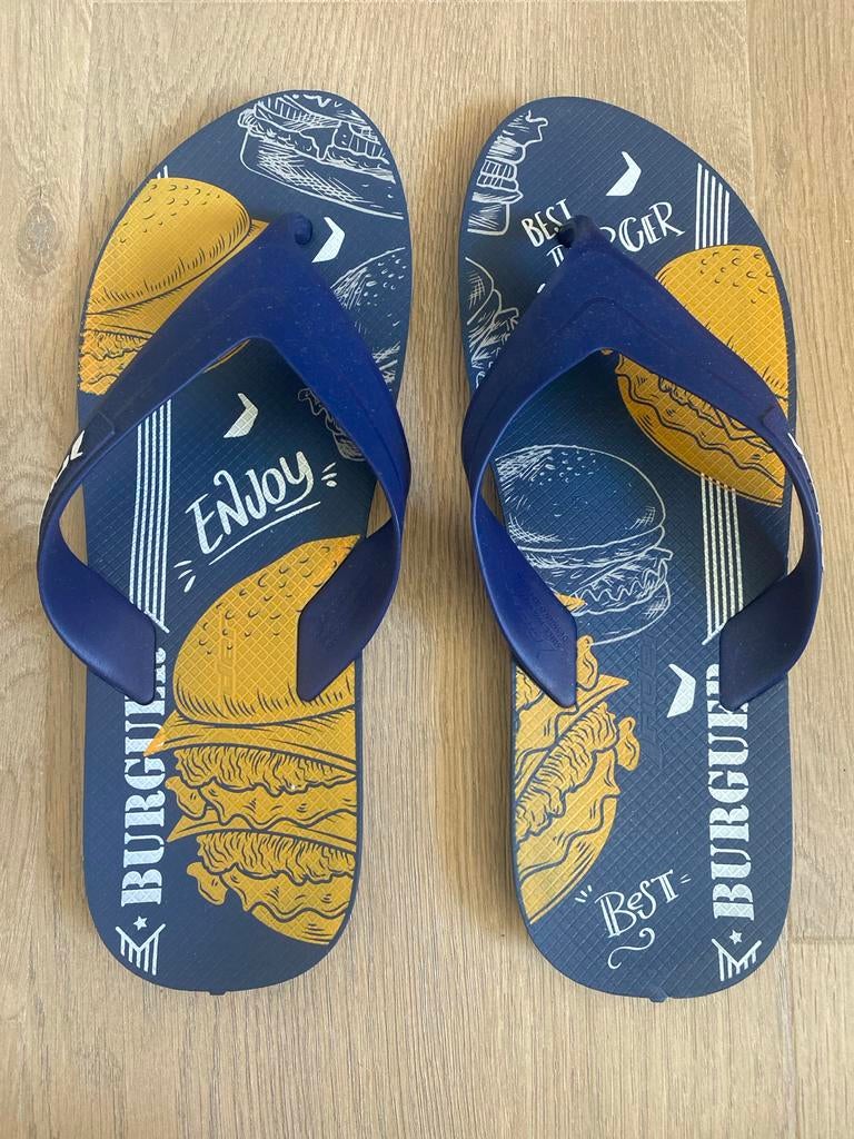 Teenslippers Rider maat 43/44 met hamburgerprint, Ophalen of Verzenden, Nieuw, Blauw, Slippers