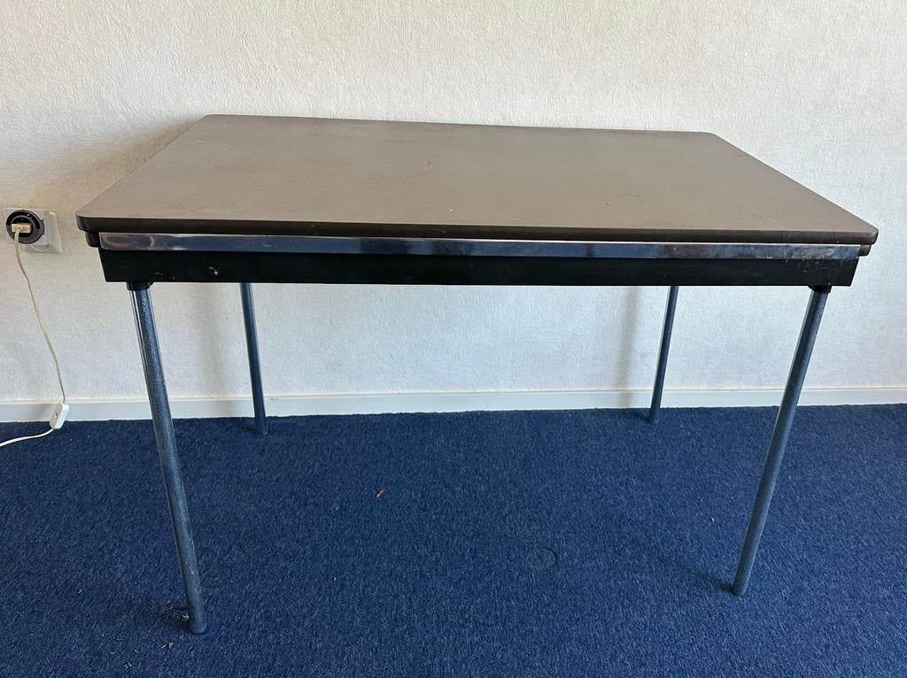 Formica met chroom uittrekbare keuken tafel of werktafel, Ophalen, Gebruikt, 50 tot 100 cm, Vijf personen of meer