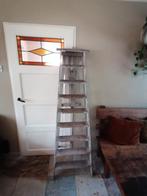 Authentieke houten trap, pastel groen-grijs, Ophalen