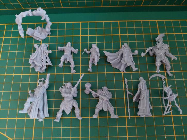 DnD characters opruiming - 3d print, Hobby en Vrije tijd, Wargaming, Overige soorten, Ophalen of Verzenden
